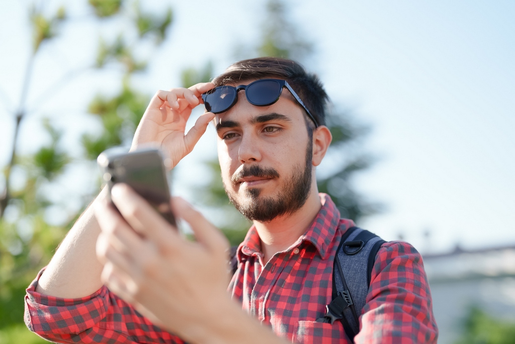 Доступ на территорию через приложение и Face ID